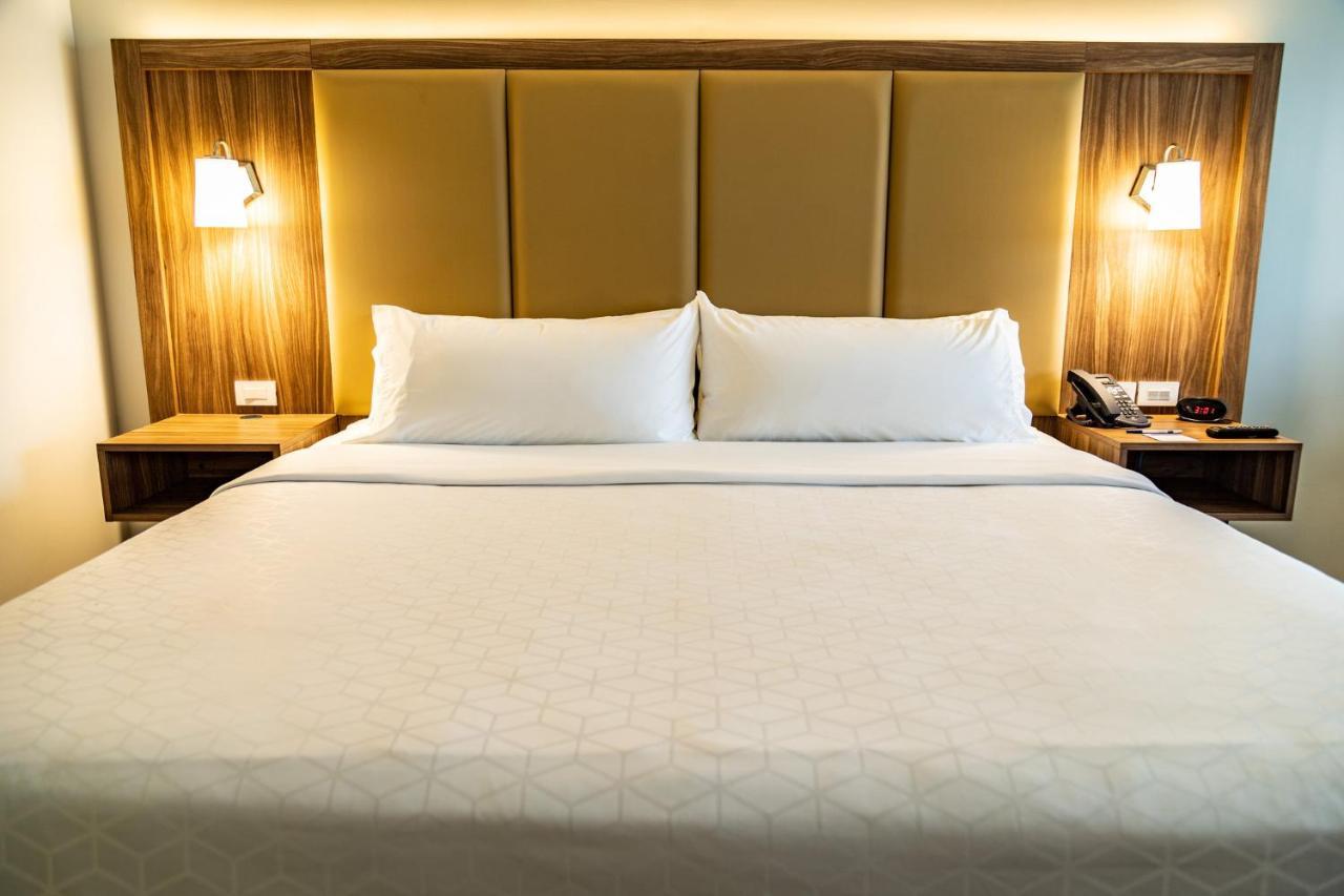 Holiday Inn Express & Suites - Ensenada Centro By Ihg Eksteriør billede